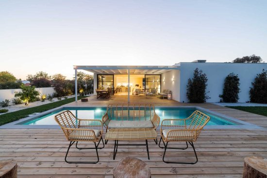 פינת ישיבה ראטן Playa טוסקנה עם כריות אפור בהיר