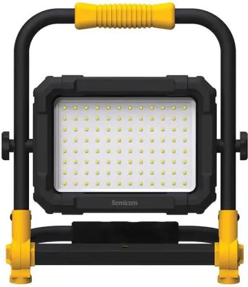 תאורת הצפה נטענת 50W מבית Semicom – גוון אור 6000K – צבע שחור