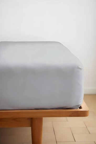 סדין 100% כותנה למיטה בגודל 180x200 ס''מ קולקציית Ekko Cotton מבית Arige Gad - צבע אפור בהיר