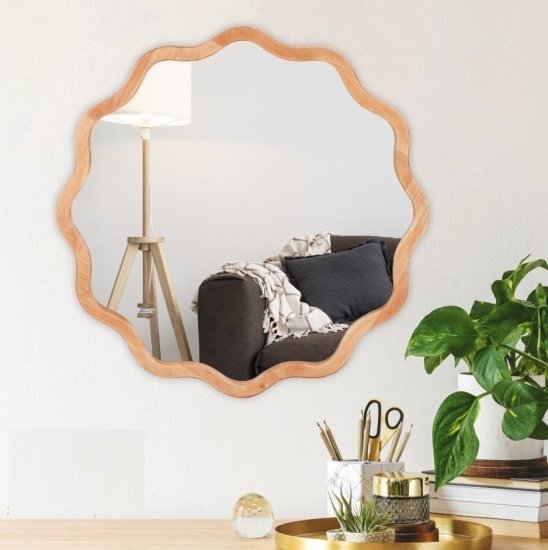 מראת תלייה מסגרת עץ עגולה מסולסלת 70 ס''מ מבית Star Shop