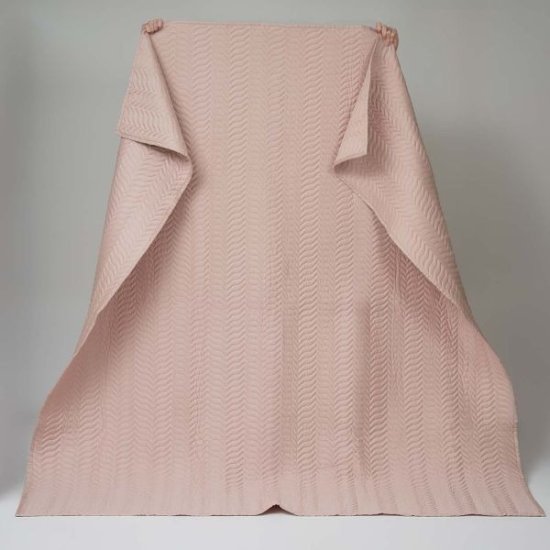 שמיכת קיץ סאטן 100% כותנה 200x220 ס''מ דגם Claudia מבית Vardinon - ורוד