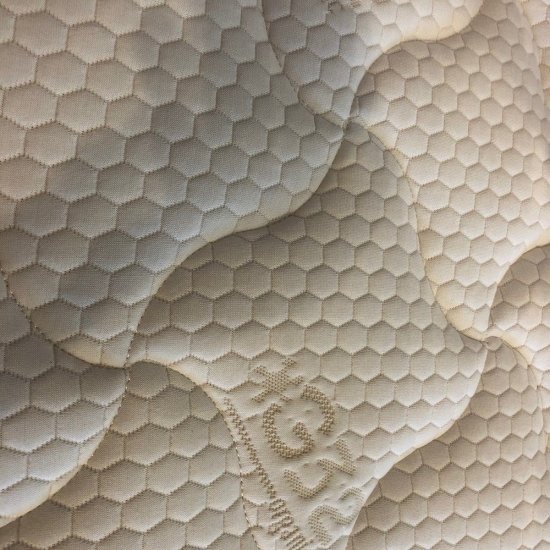 מזרן אורתופדי ללא קפיצים דו-צדדי דגם Vigo Organic מבית Bradex בגודל 90x190 ס''מ